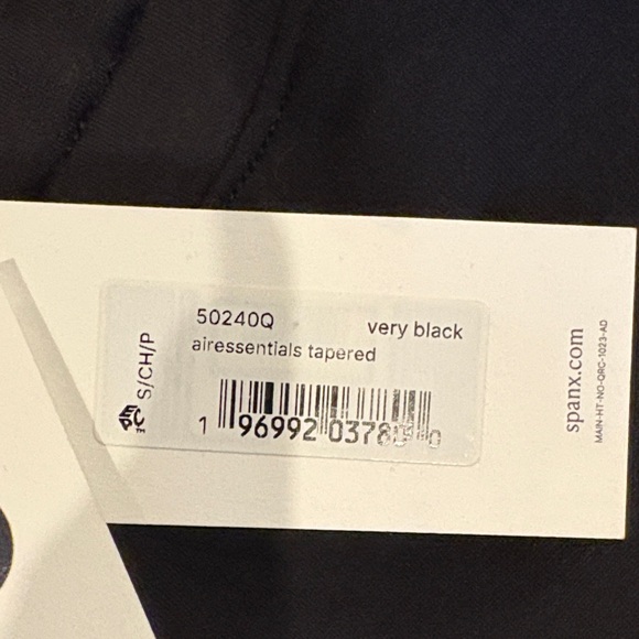 NWT SPANX Black straight Air Essentials pants - Picture 7 of 11